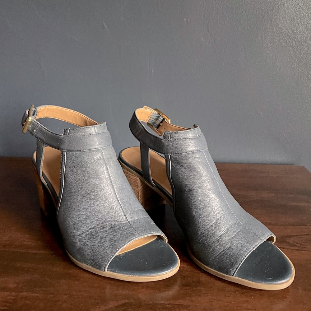 Franco Sarto blue heeled sandals